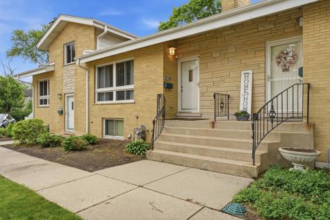 1533 North Arlington Heights Road Arlington Heights IL 60004