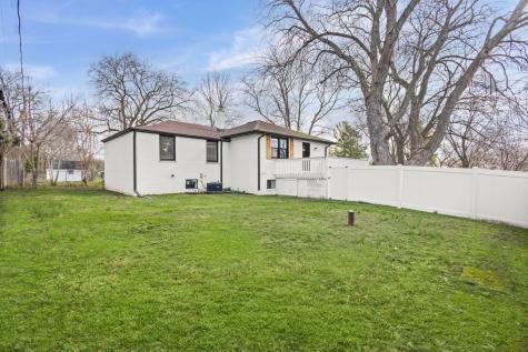 23576 North Overhill Drive Lake Zurich IL 60047