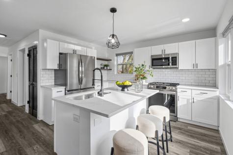 23576 North Overhill Drive Lake Zurich IL 60047