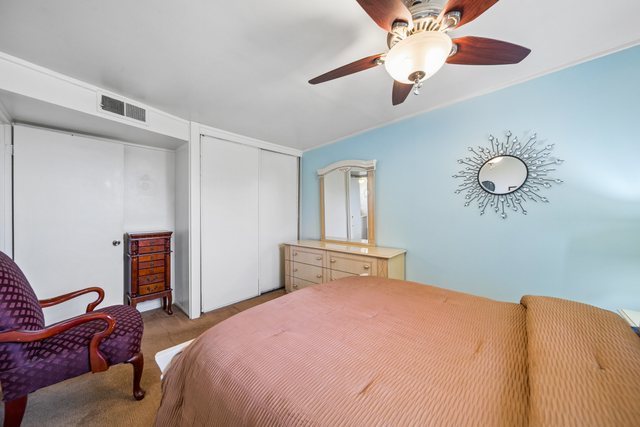 253 West 46th Street Chicago IL 60609