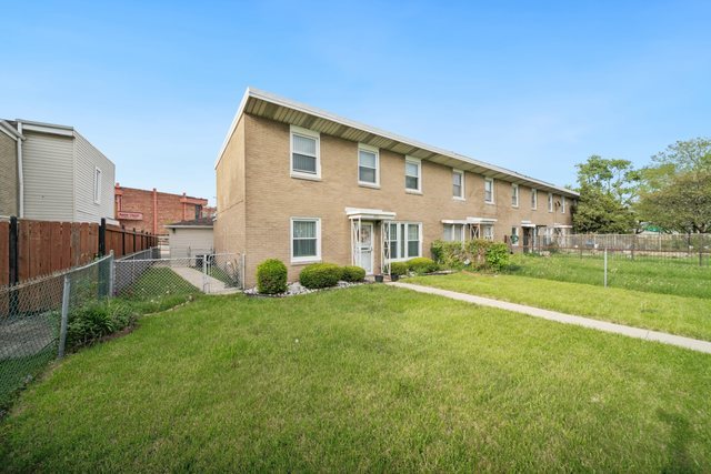 253 West 46th Street Chicago IL 60609