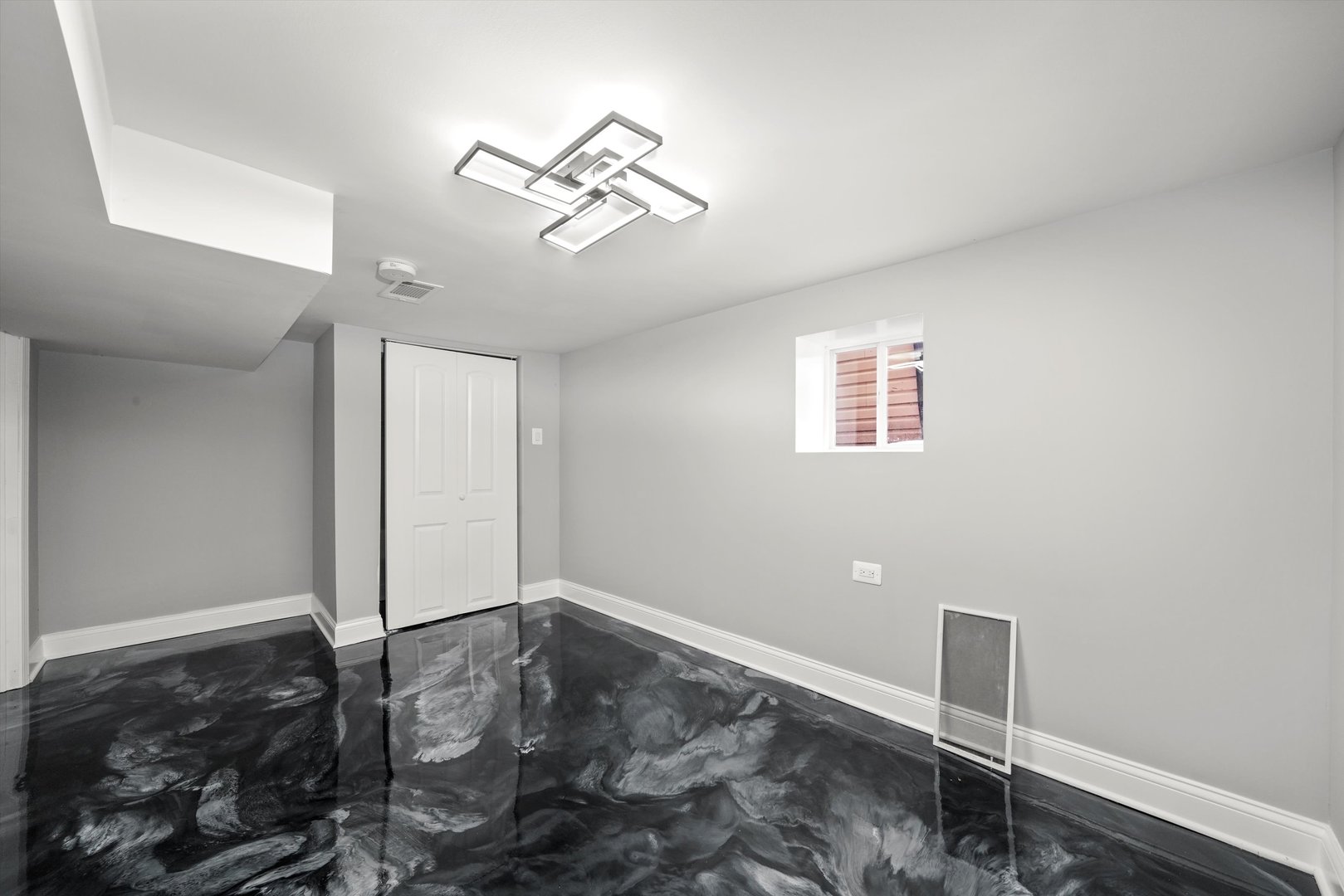 7918 South Anthony Avenue Chicago IL 60619