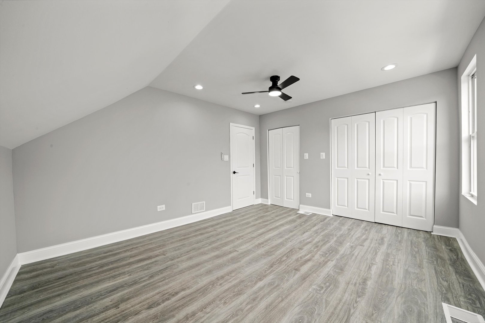 7918 South Anthony Avenue Chicago IL 60619