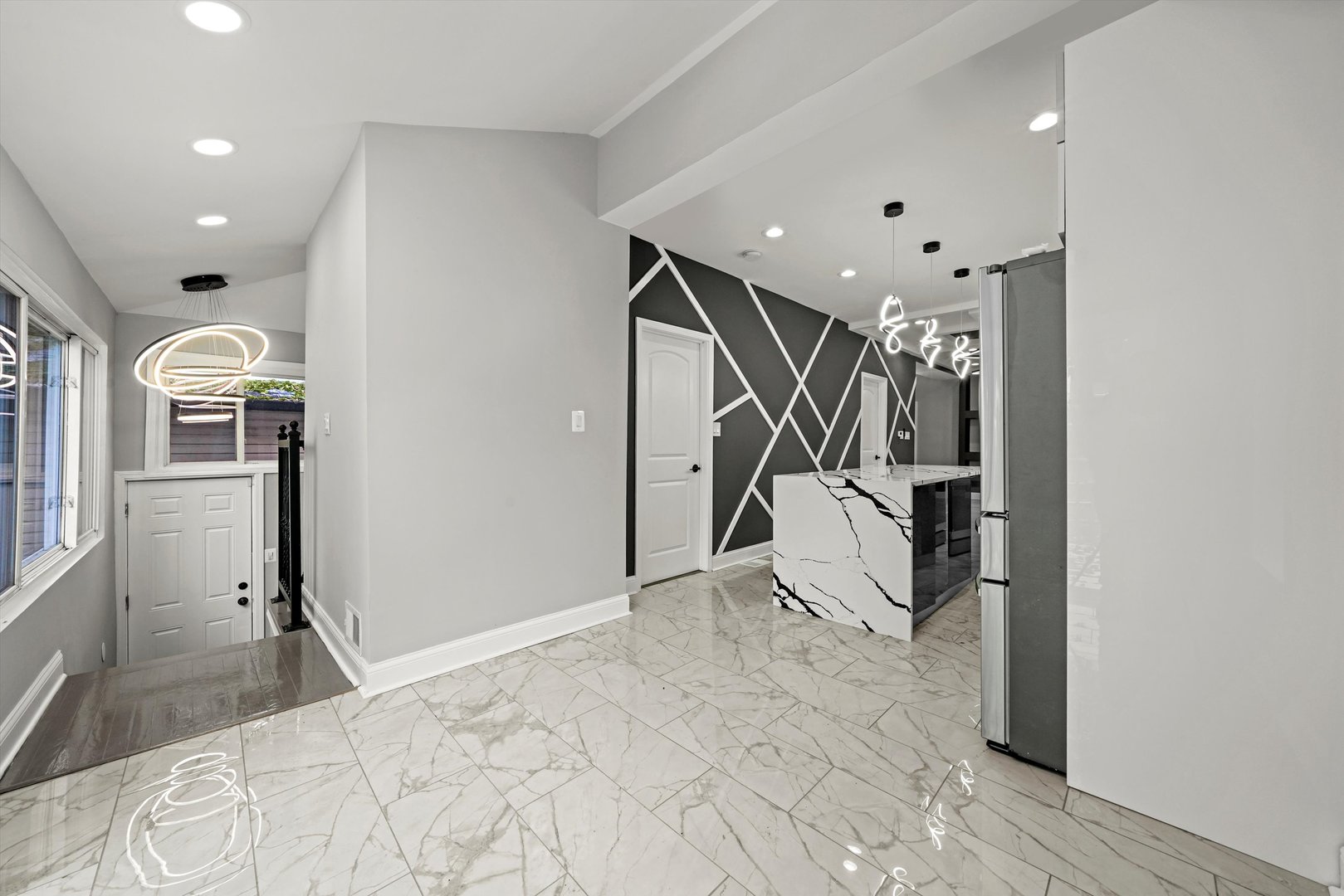 7918 South Anthony Avenue Chicago IL 60619