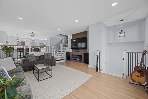 8709 West Madison Drive Niles IL 60714