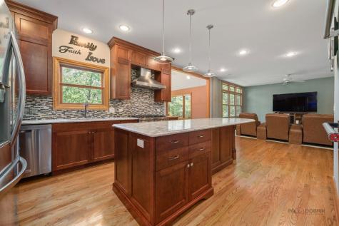 31016 Prairie Ridge Court Libertyville IL 60048