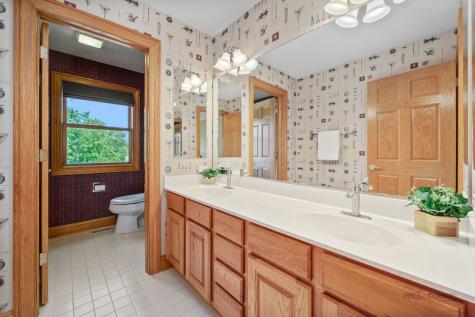 31016 Prairie Ridge Court Libertyville IL 60048