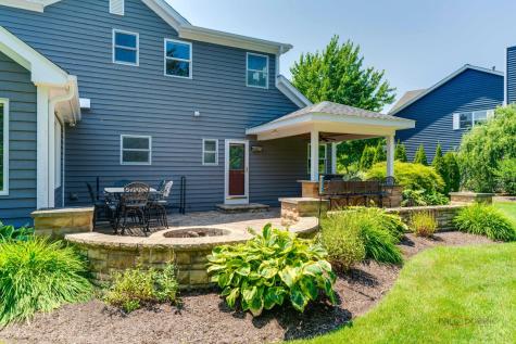 31016 Prairie Ridge Court Libertyville IL 60048