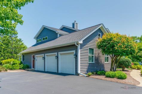 31016 Prairie Ridge Court Libertyville IL 60048