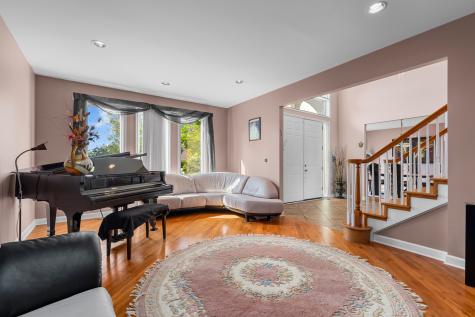 1983 Wilshire Court Buffalo Grove IL 60089