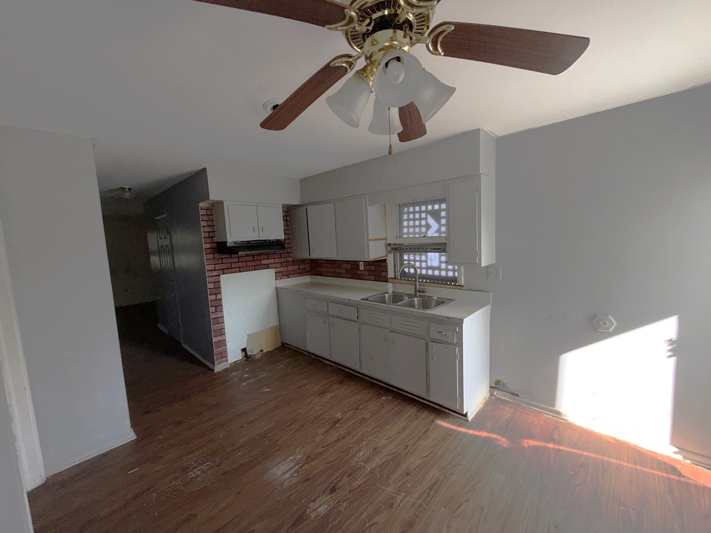 962 Oliver Avenue Aurora IL 60506