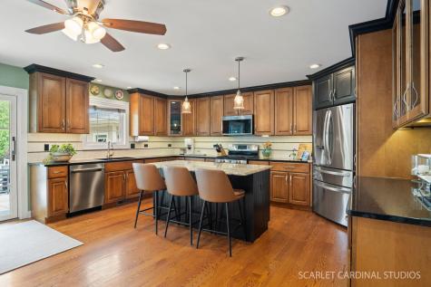 526 72ND Street Darien IL 60561