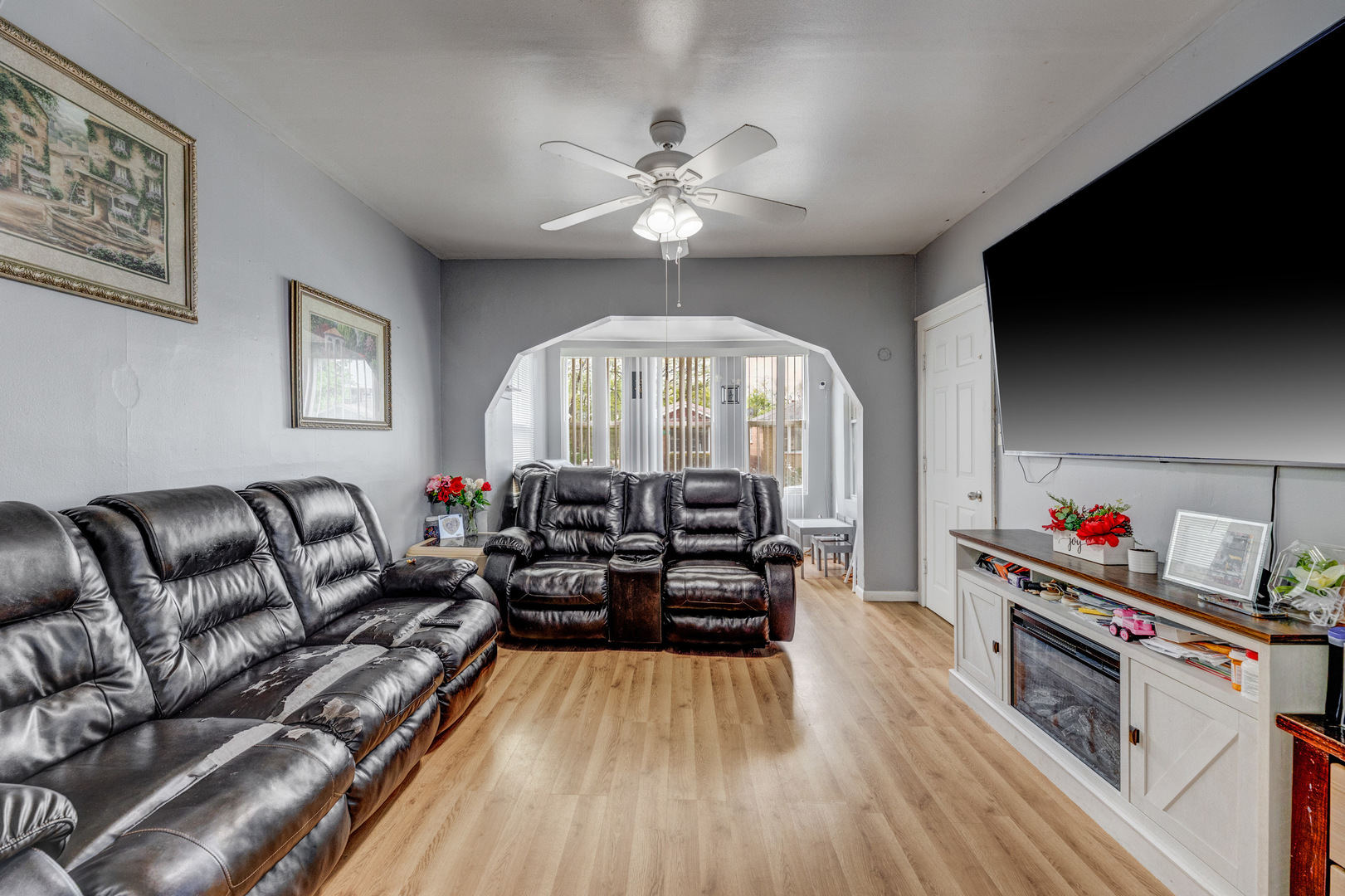 2208 West 54th Place Chicago IL 60609