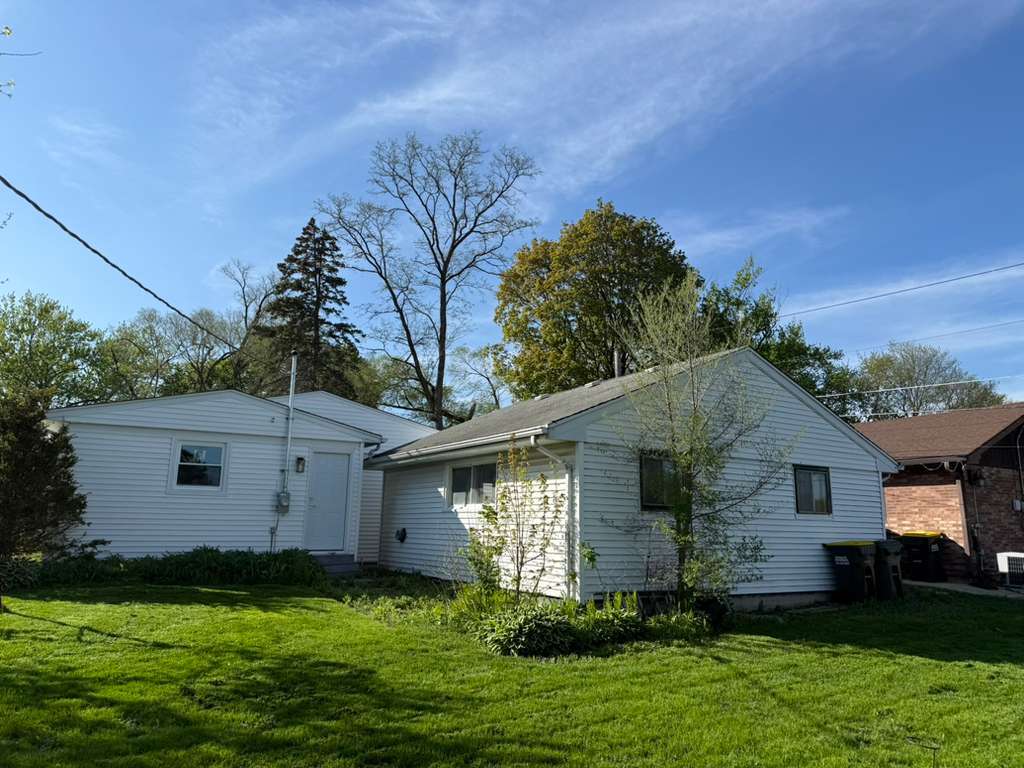 2814 Cardinal Drive Rolling Meadows IL 60008