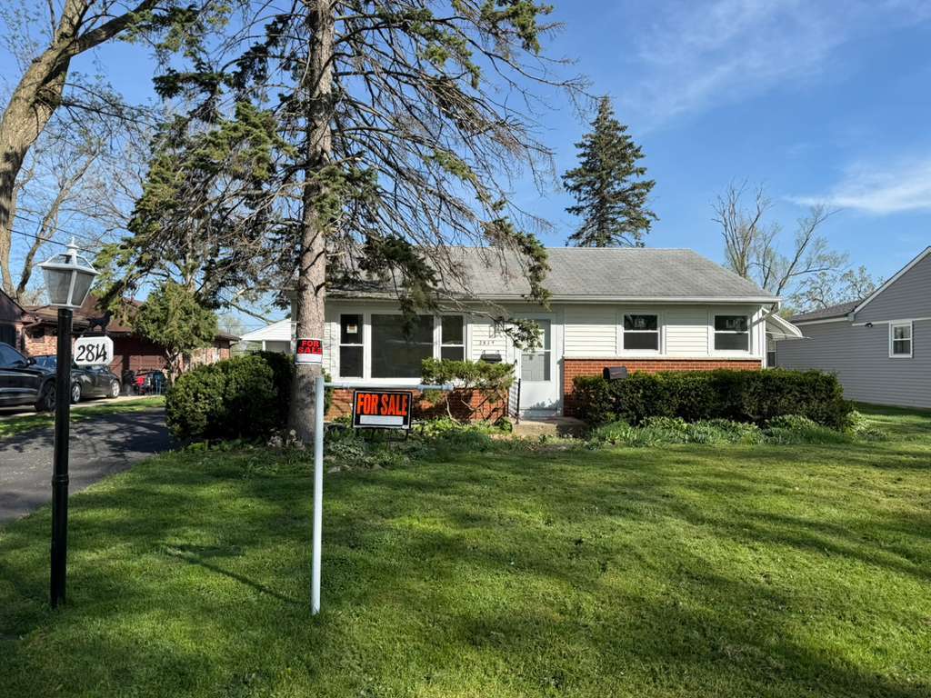 2814 Cardinal Drive Rolling Meadows IL 60008