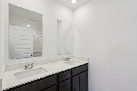 527 Yosemite Way Mundelein IL 60060