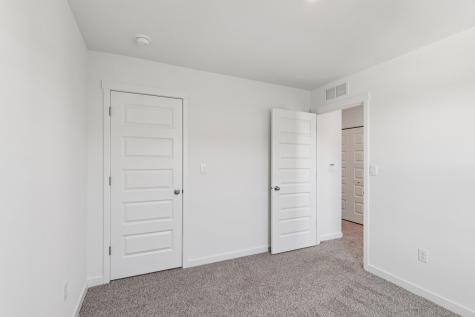 527 Yosemite Way Mundelein IL 60060