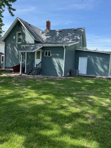 209 East Farnham Street Sheffield IL 61361