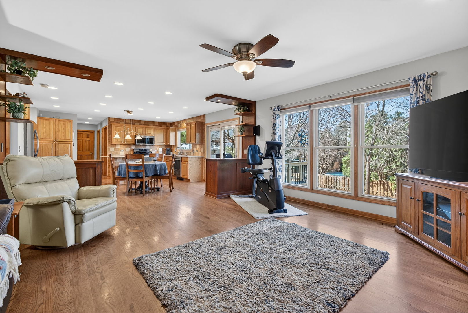 113 Woodlet Lane Bolingbrook IL 60490