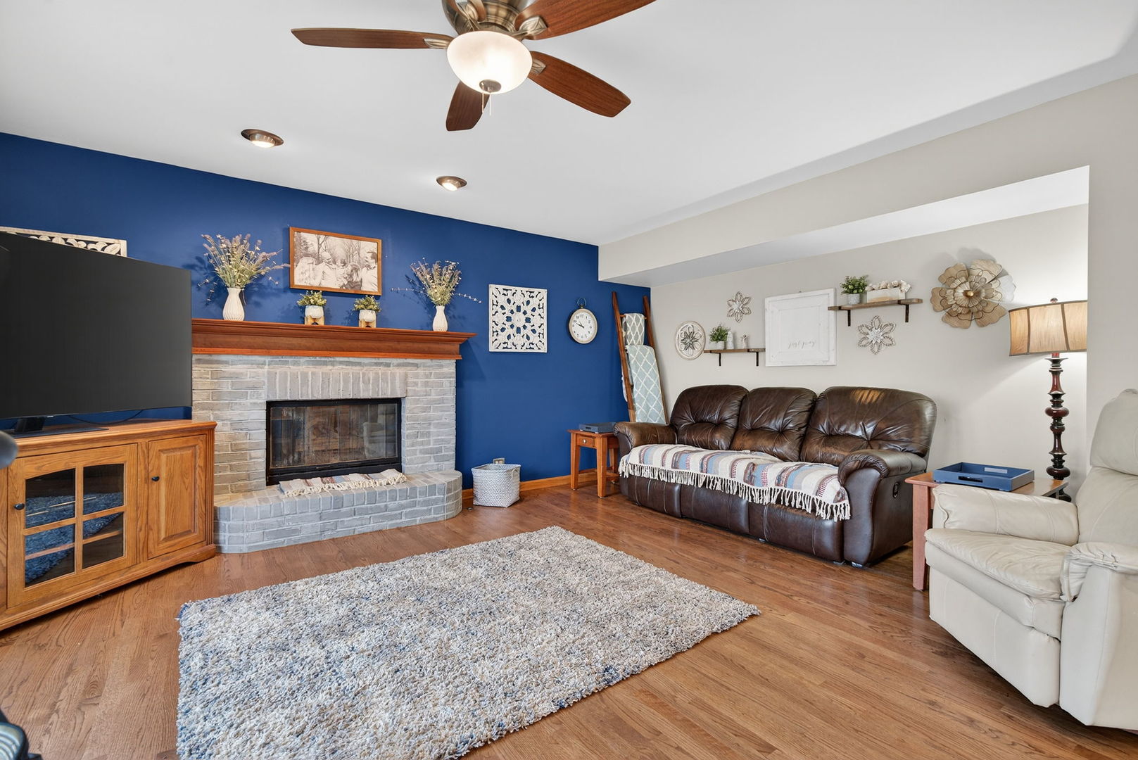 113 Woodlet Lane Bolingbrook IL 60490