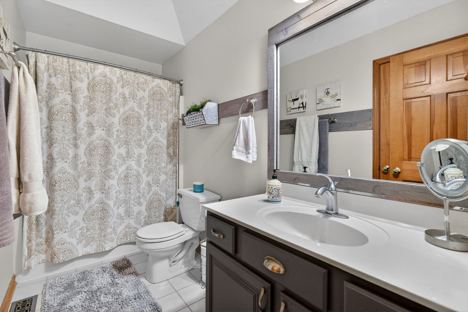 113 Woodlet Lane Bolingbrook IL 60490