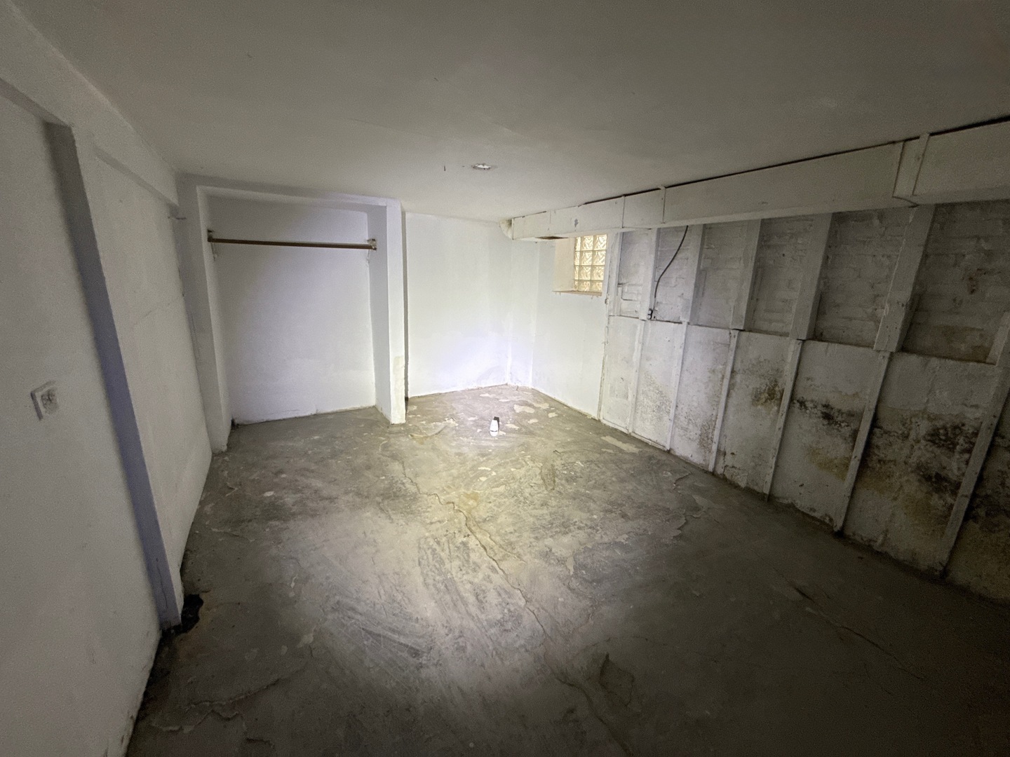 10721 South Prairie Avenue Chicago IL 60628