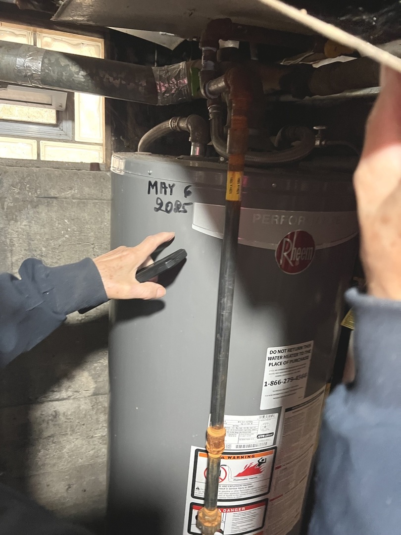 2825 North Moody Avenue Chicago IL 60634