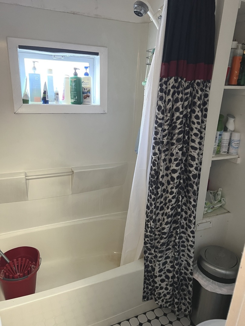 2825 North Moody Avenue Chicago IL 60634