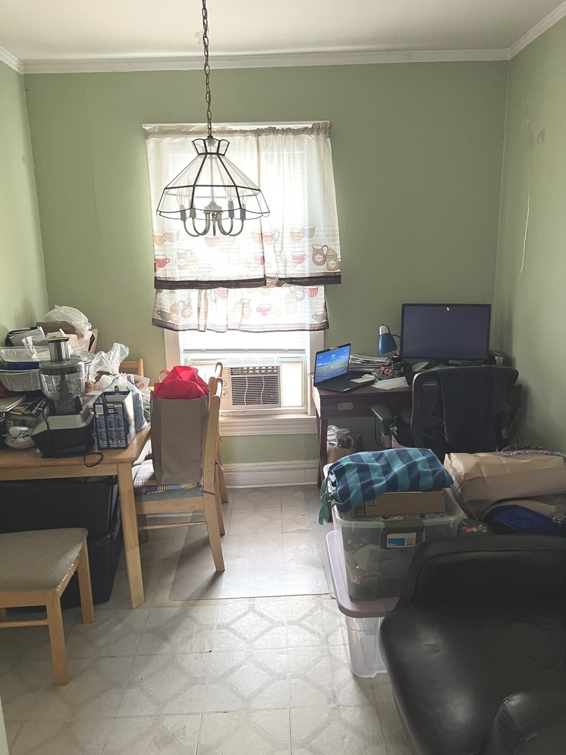 2825 North Moody Avenue Chicago IL 60634