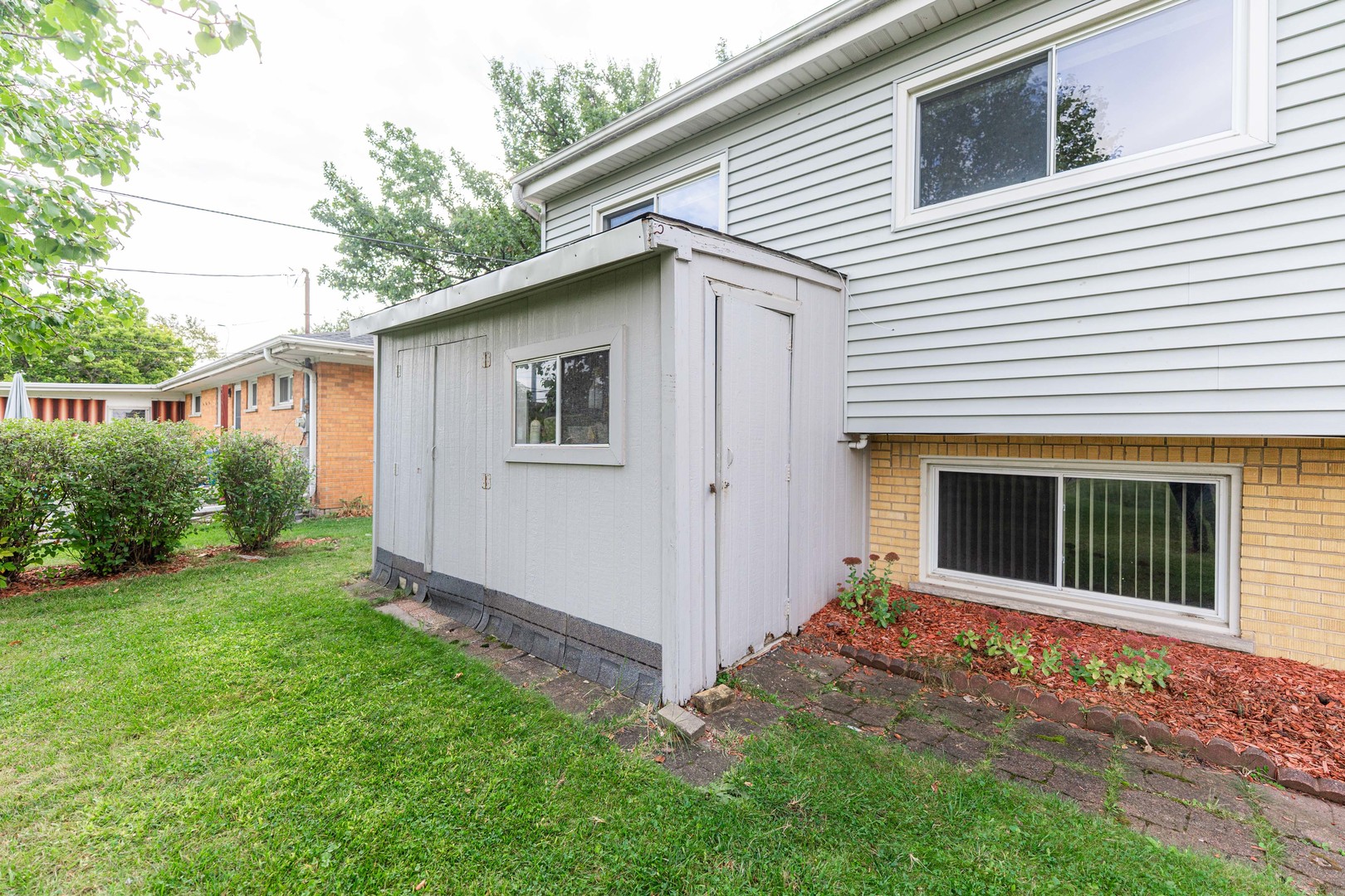 435 East Park Avenue Elmhurst IL 60126