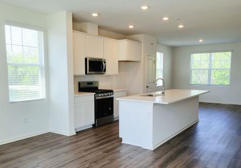 563 Yosemite Way Mundelein IL 60060