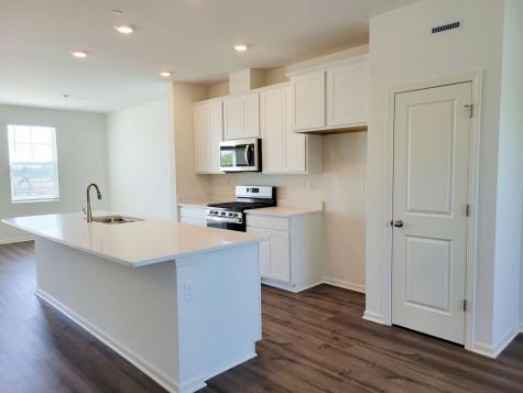 563 Yosemite Way Mundelein IL 60060
