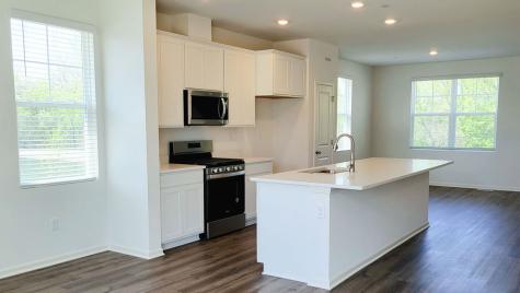 563 Yosemite Way Mundelein IL 60060