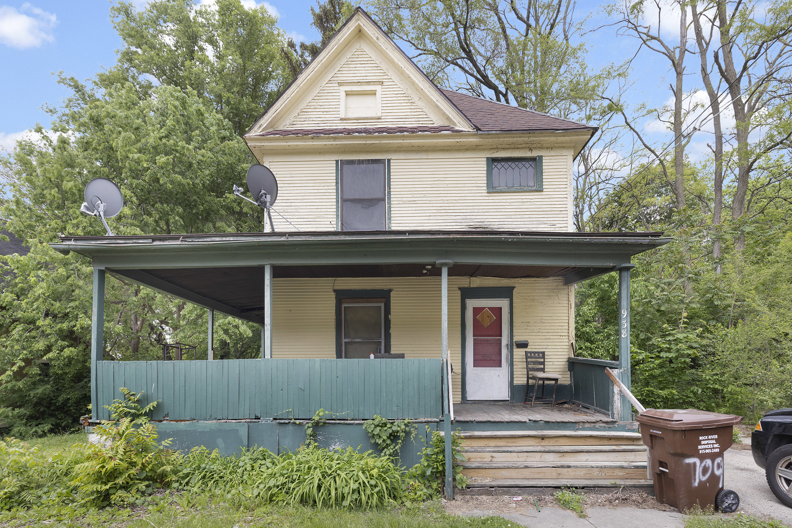 938 Woodlawn Avenue Rockford IL 61103