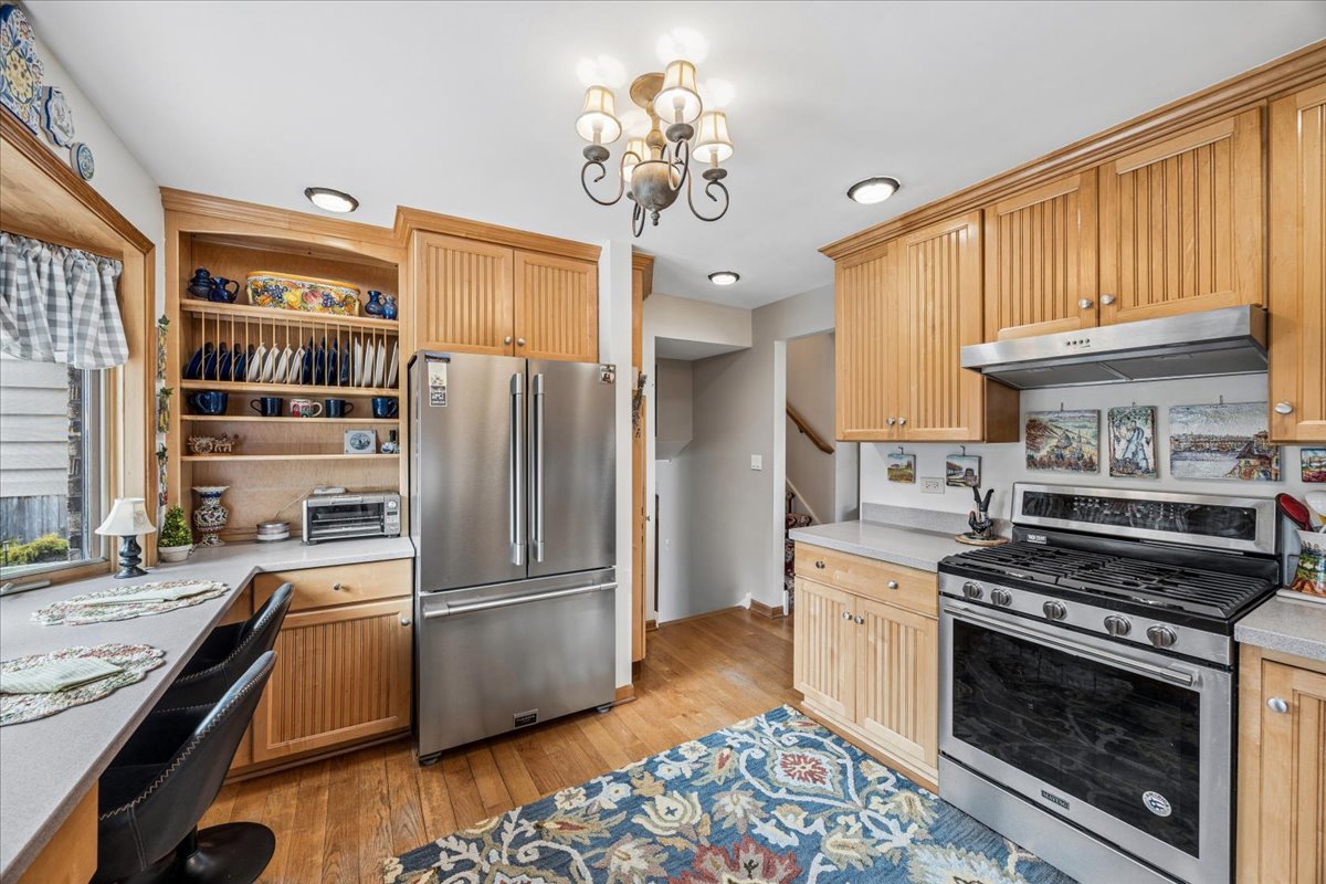 425 79TH Street Willowbrook IL 60527