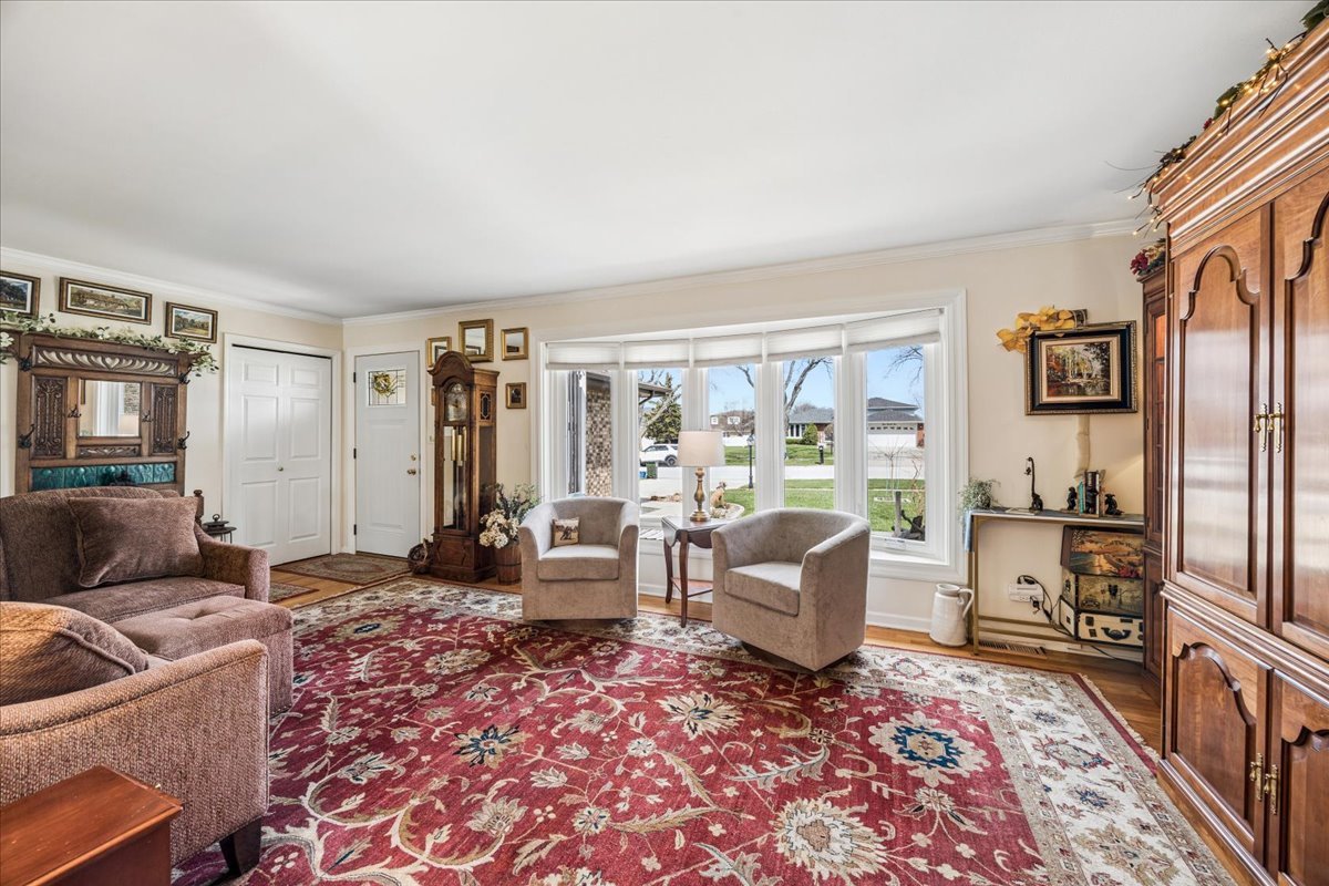 425 79TH Street Willowbrook IL 60527