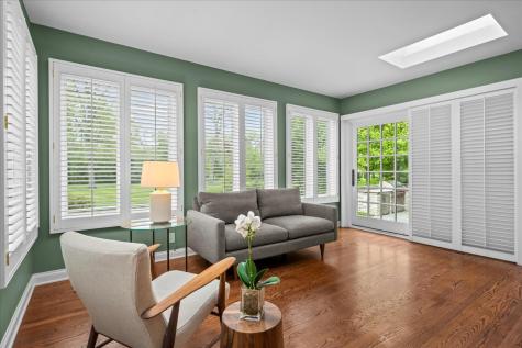 1310 Longmeadow Lane Lake Forest IL 60045