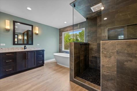 1310 Longmeadow Lane Lake Forest IL 60045