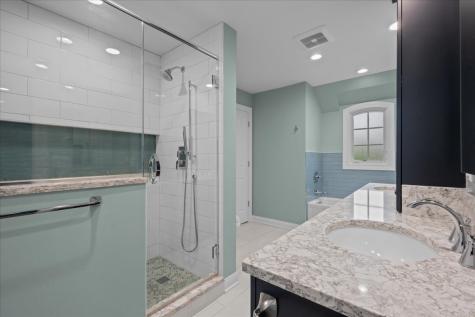 1310 Longmeadow Lane Lake Forest IL 60045
