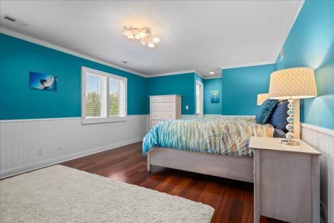 1310 Longmeadow Lane Lake Forest IL 60045