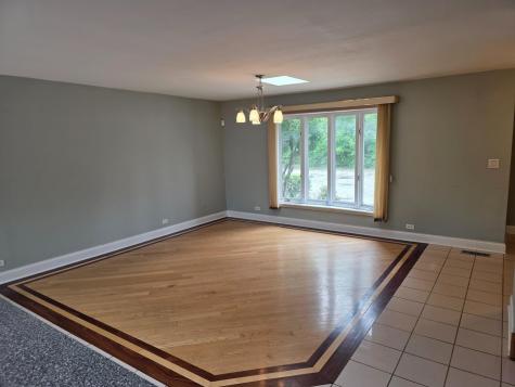 5787 North Clifford Avenue Chicago IL 60646