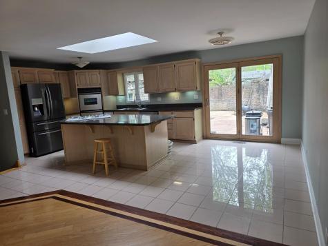 5787 North Clifford Avenue Chicago IL 60646