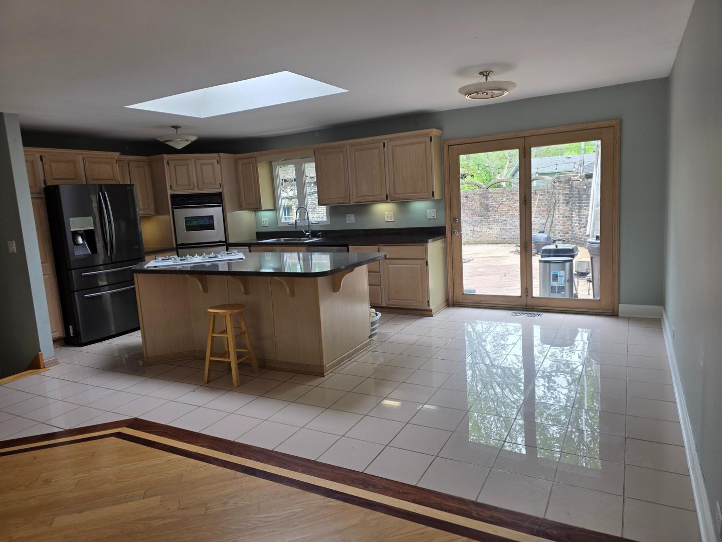 5787 North Clifford Avenue Chicago IL 60646