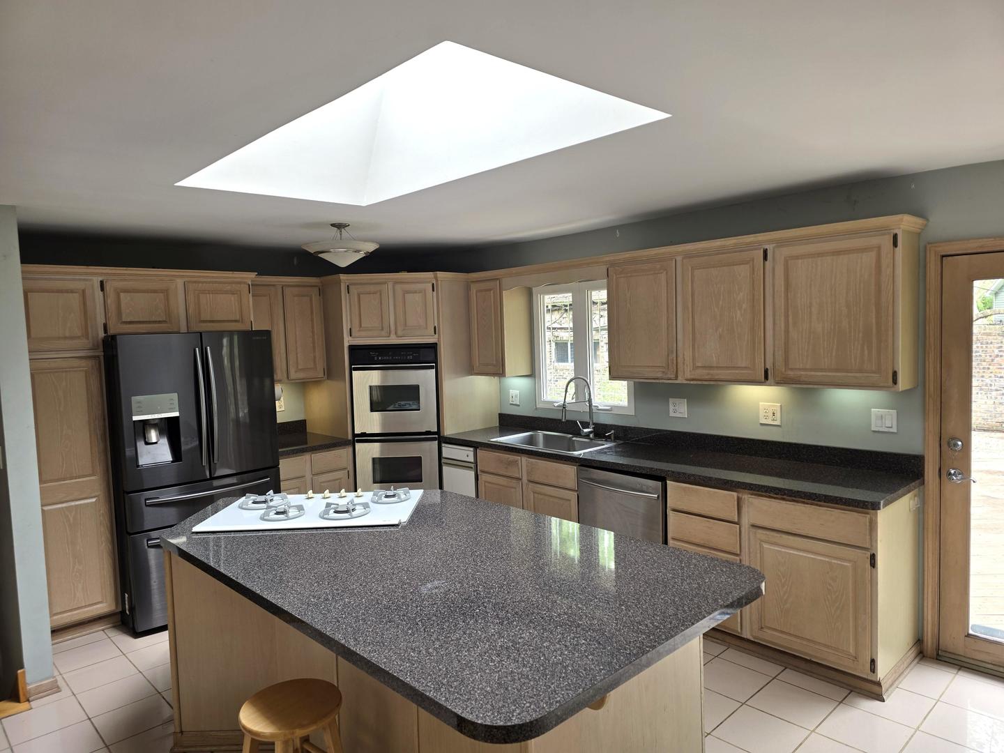 5787 North Clifford Avenue Chicago IL 60646