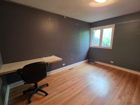 5787 North Clifford Avenue Chicago IL 60646