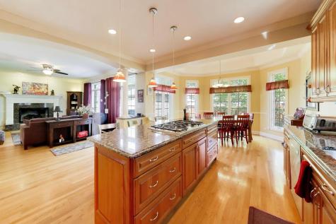 327 South Knight Avenue Park Ridge IL 60068