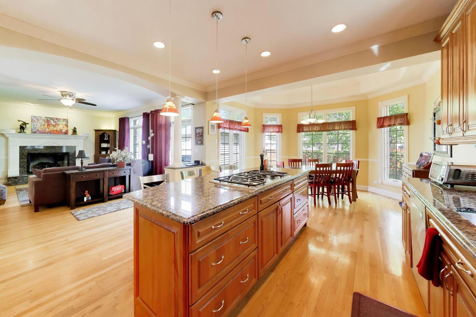 327 South Knight Avenue Park Ridge IL 60068