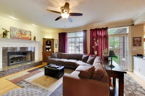 327 South Knight Avenue Park Ridge IL 60068