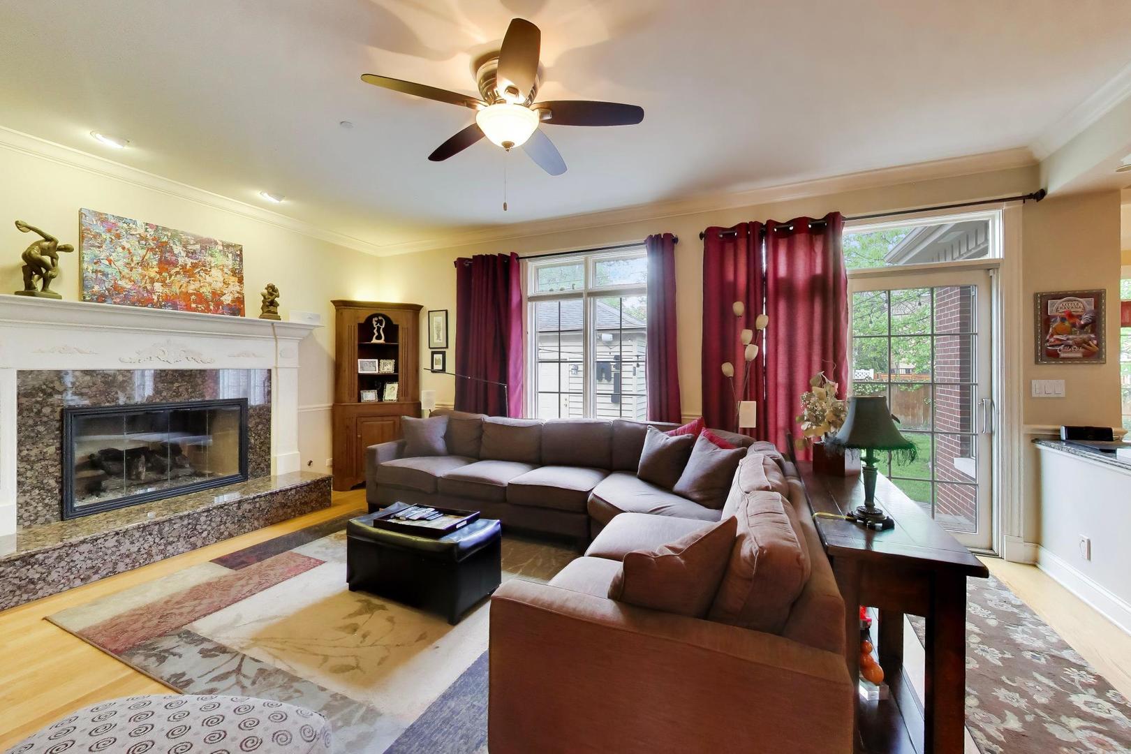 327 South Knight Avenue Park Ridge IL 60068