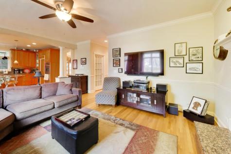327 South Knight Avenue Park Ridge IL 60068